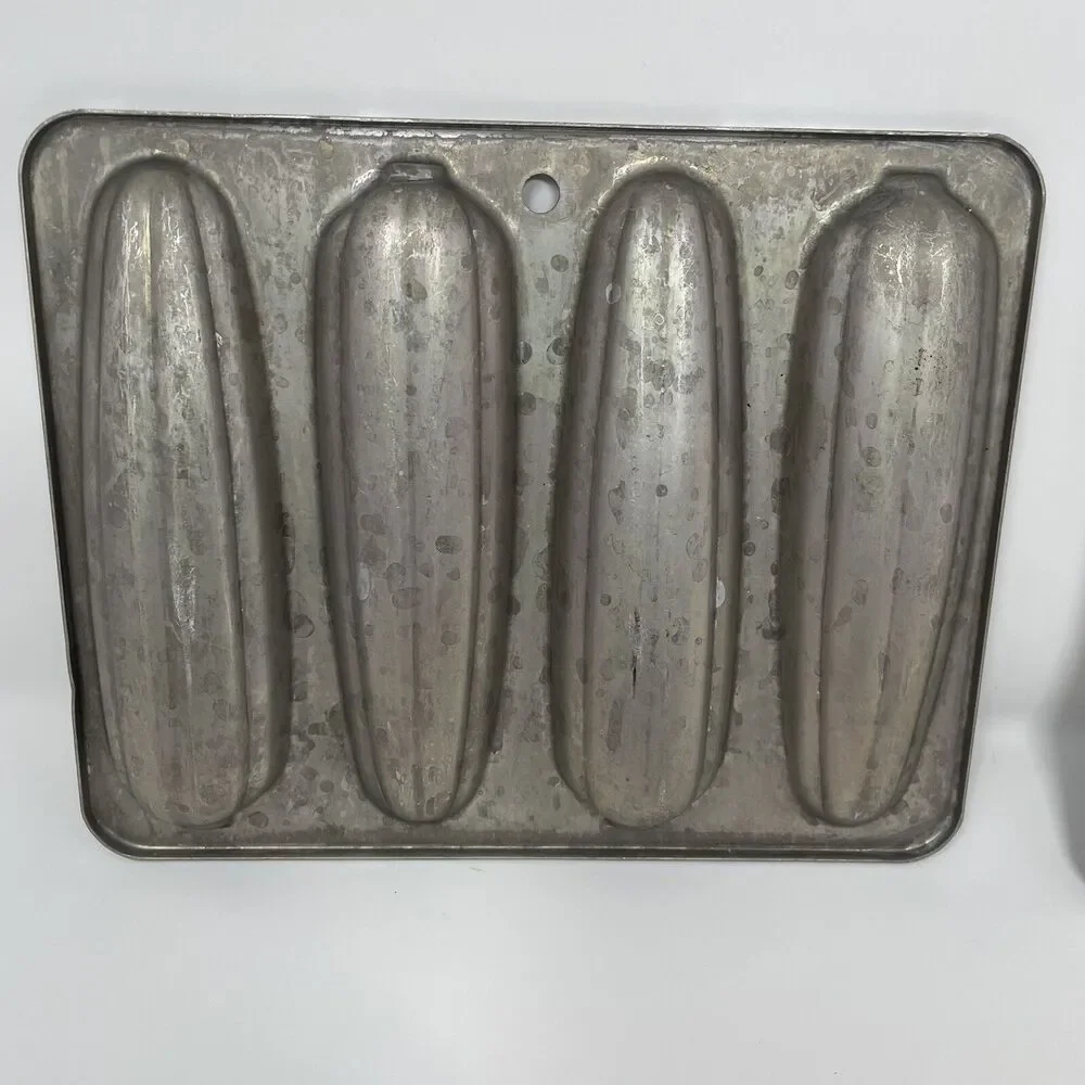 Lot of 3 Vintage 8